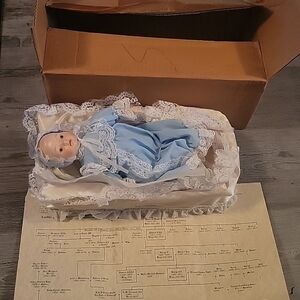 Vintage 1980s London Antiques PRINCE WILLIAM  /Porcelain Doll, Boxed